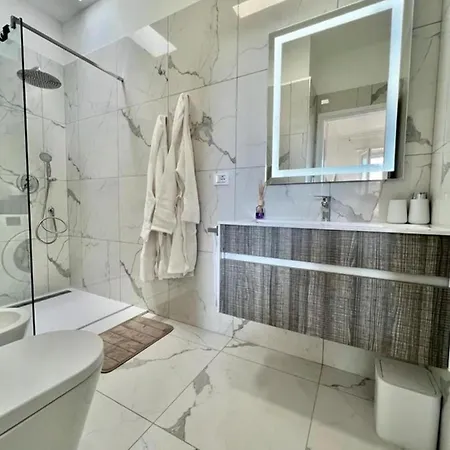 Attico Vista Mare Blu Apartment